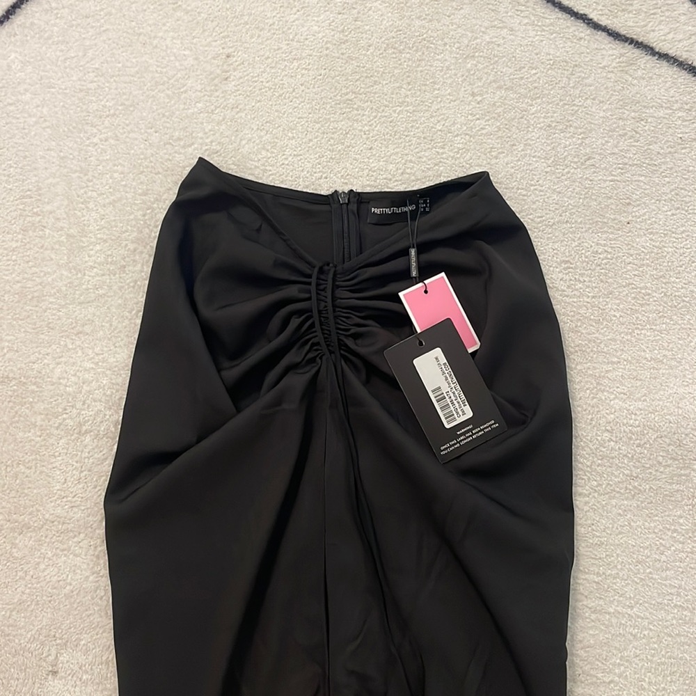 pretty little thing black ruched tie front maxi skirt